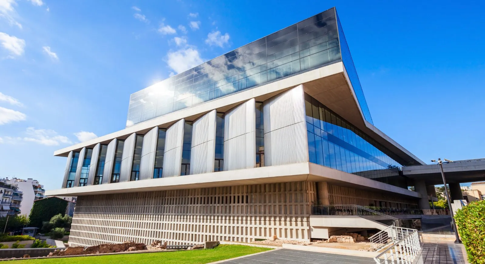 Acropolis-Museum-in-Athens-Greece-IML-Travel