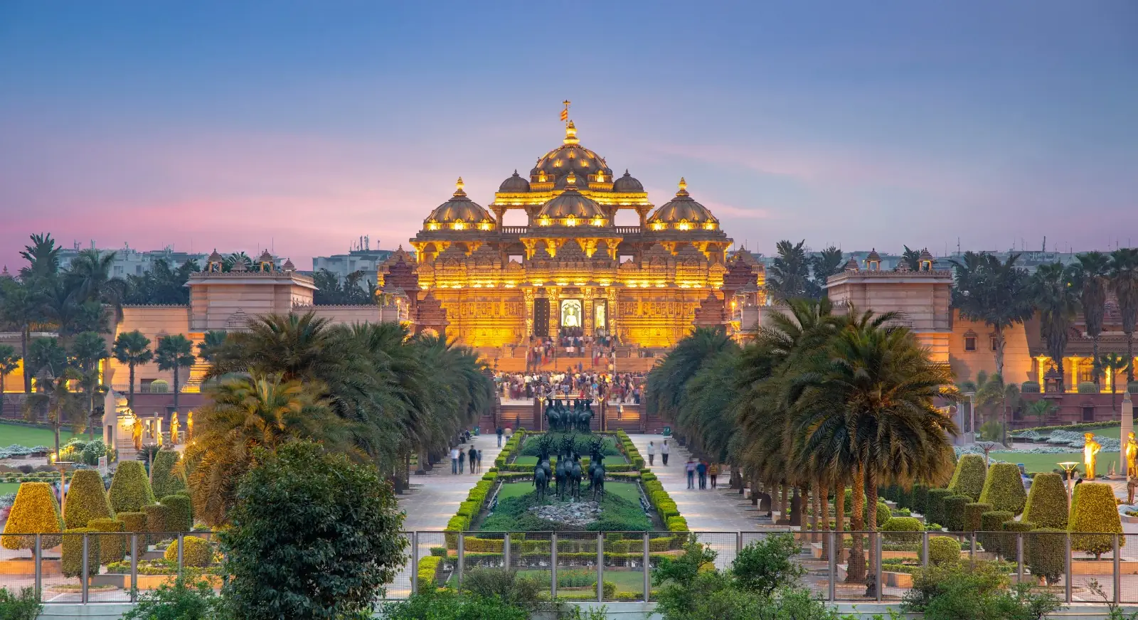 Akshardham-Temple-Delhi-IML-Travel