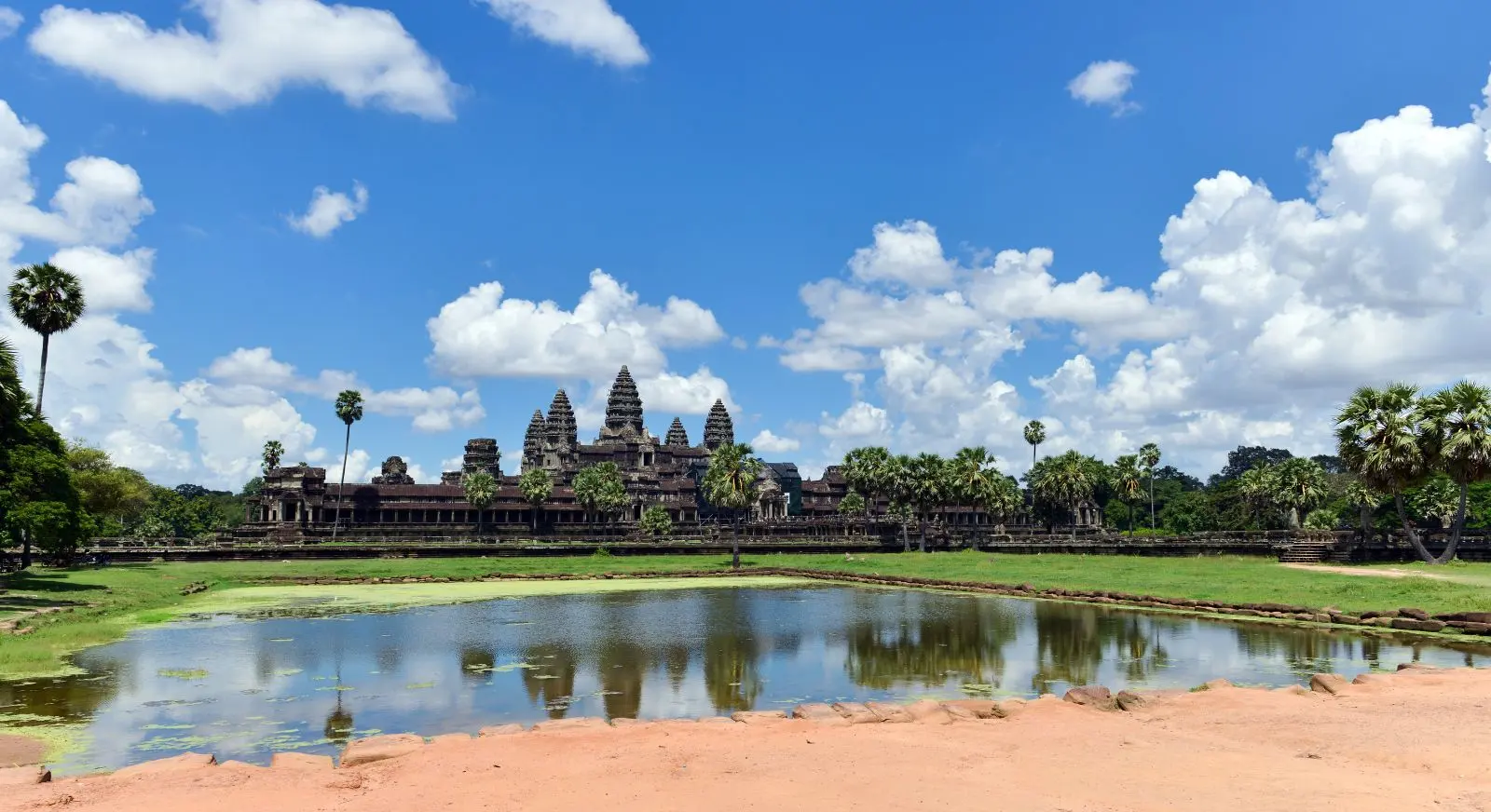 Angkor-Wat-Hindu-temple-in-Siem-Reap-Cambodia-IML-Travel