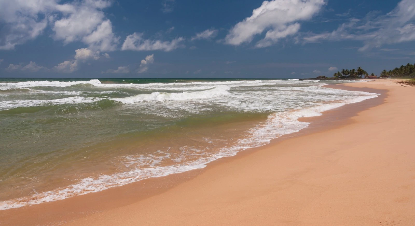 Bentota-Beach-IML-Travel