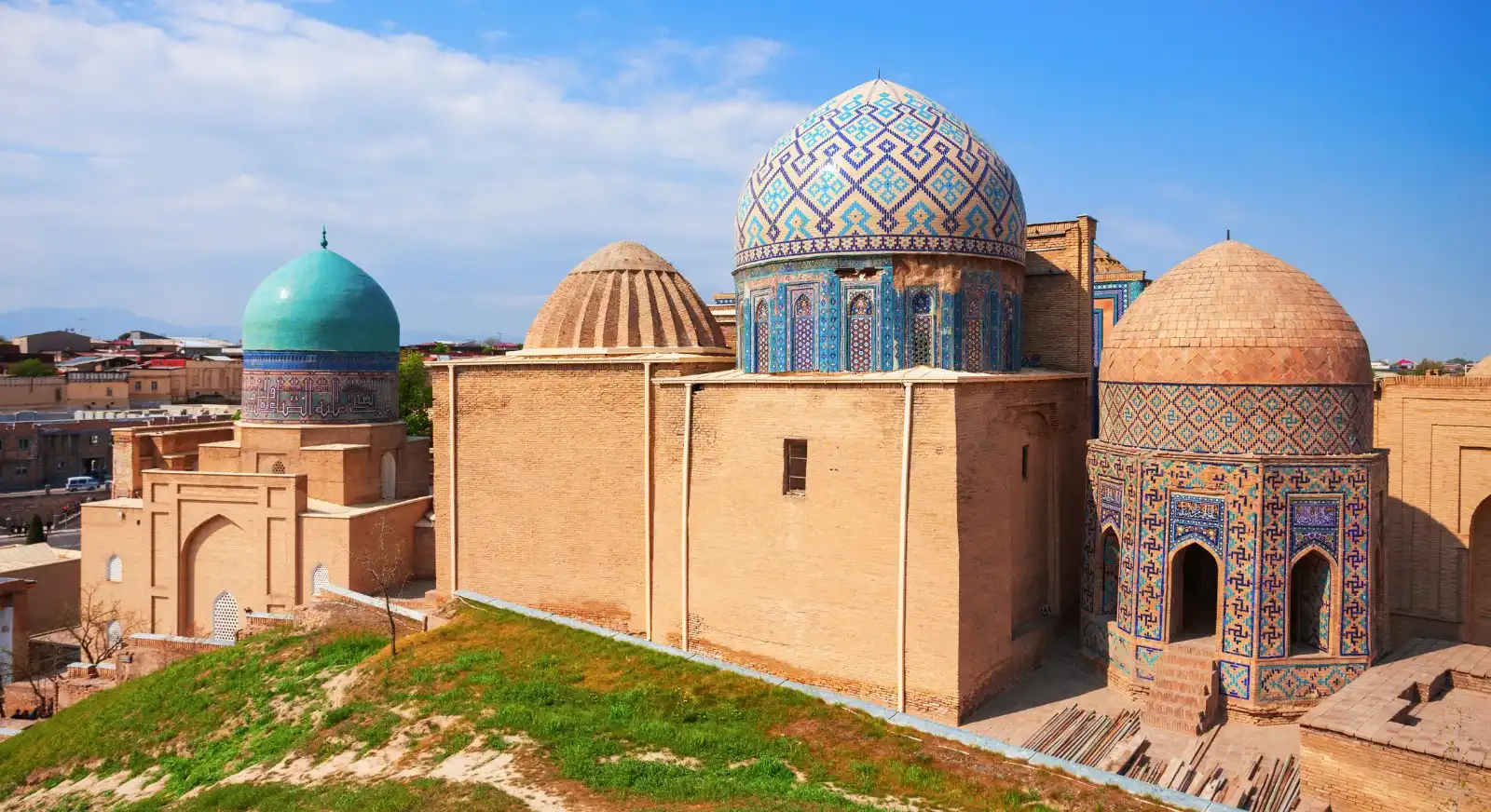 Evening-Shah-i-Zinda-Uzbekistan-IML-Travel