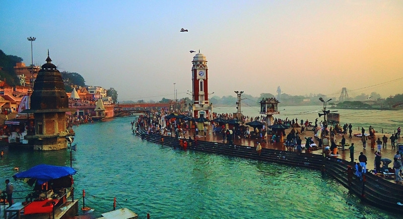 Evening-View-Har-Ki-Pauri-Haridwar-Uttarakhand-IML-Travel