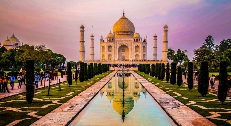 Evening-View-Taj-Mahal-Agra-IML-Travel