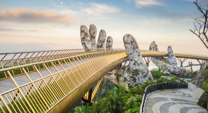 Golden-Bridge-Pedestrian-bridge-Vietnam-IML-Travel