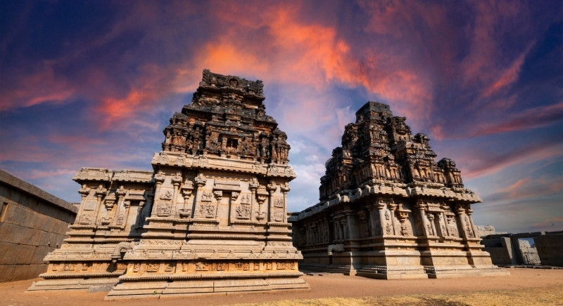 Hazara-Raama-Temple-Karnataka-IML-Travel