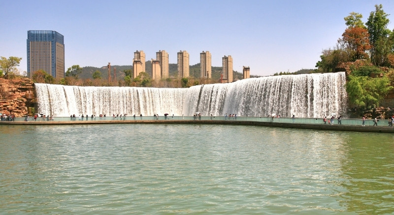 Kunming-Waterfall-Park-China-IML-Travel