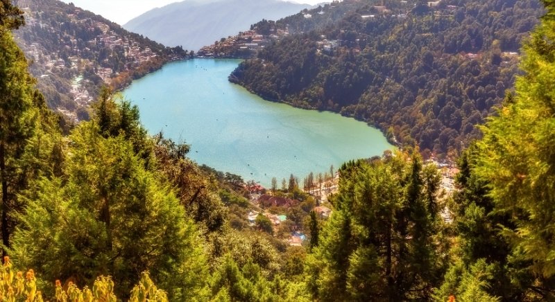 Mango-Shape-Lake-Nainital-Lake-View-Point-Uttarakhand-IML-Travel