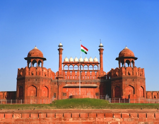 Red-Fort-New-Delhi-IML-Travel