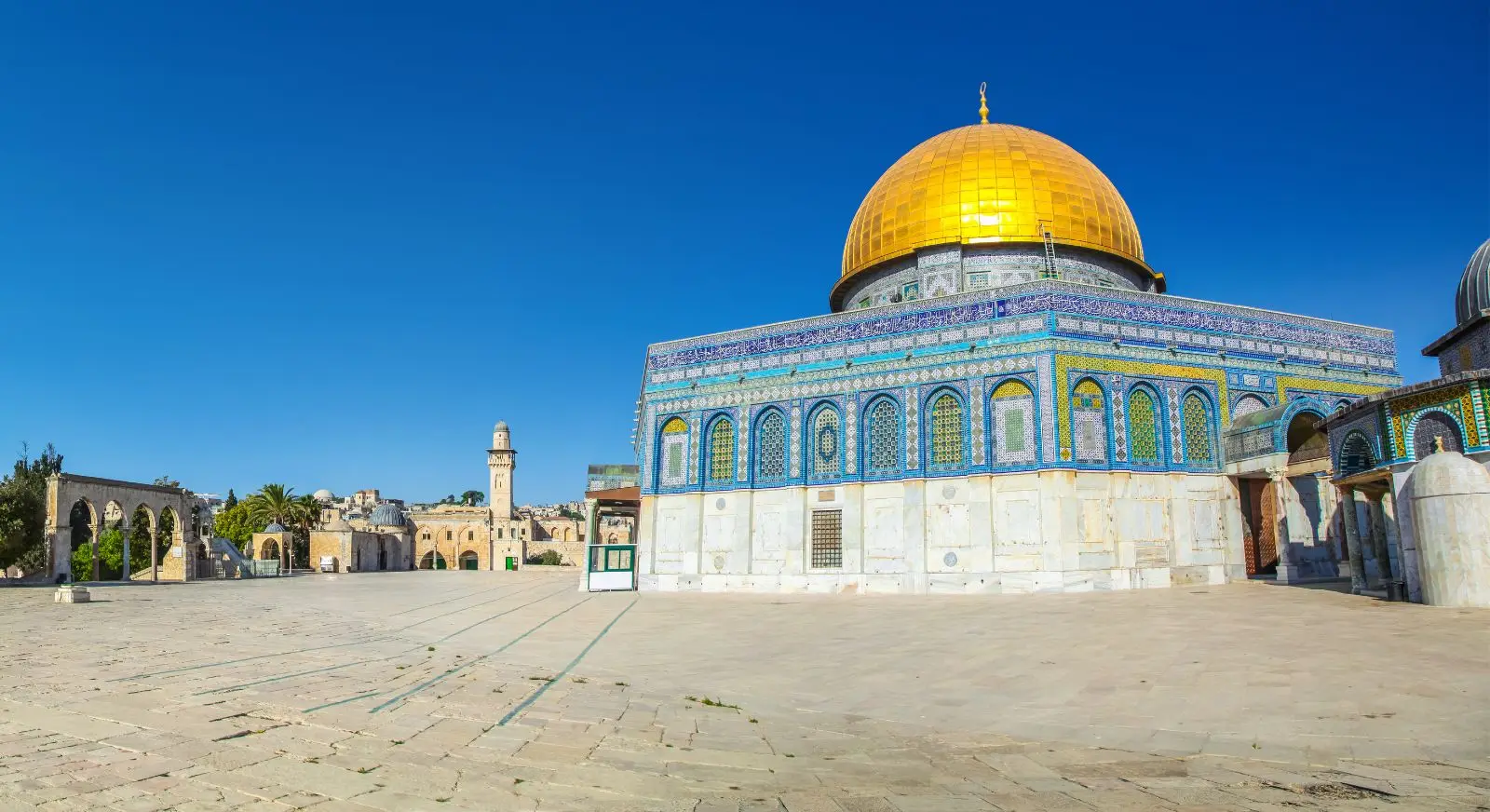 Side-View-Al-Aqsa-Mosque-Jerusalem-Israel-IML-Travel