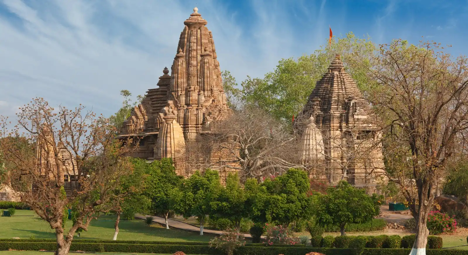 Side-View-Khajuraho-Western-Group-of-Temples-Vrindavan-IML-Travel.