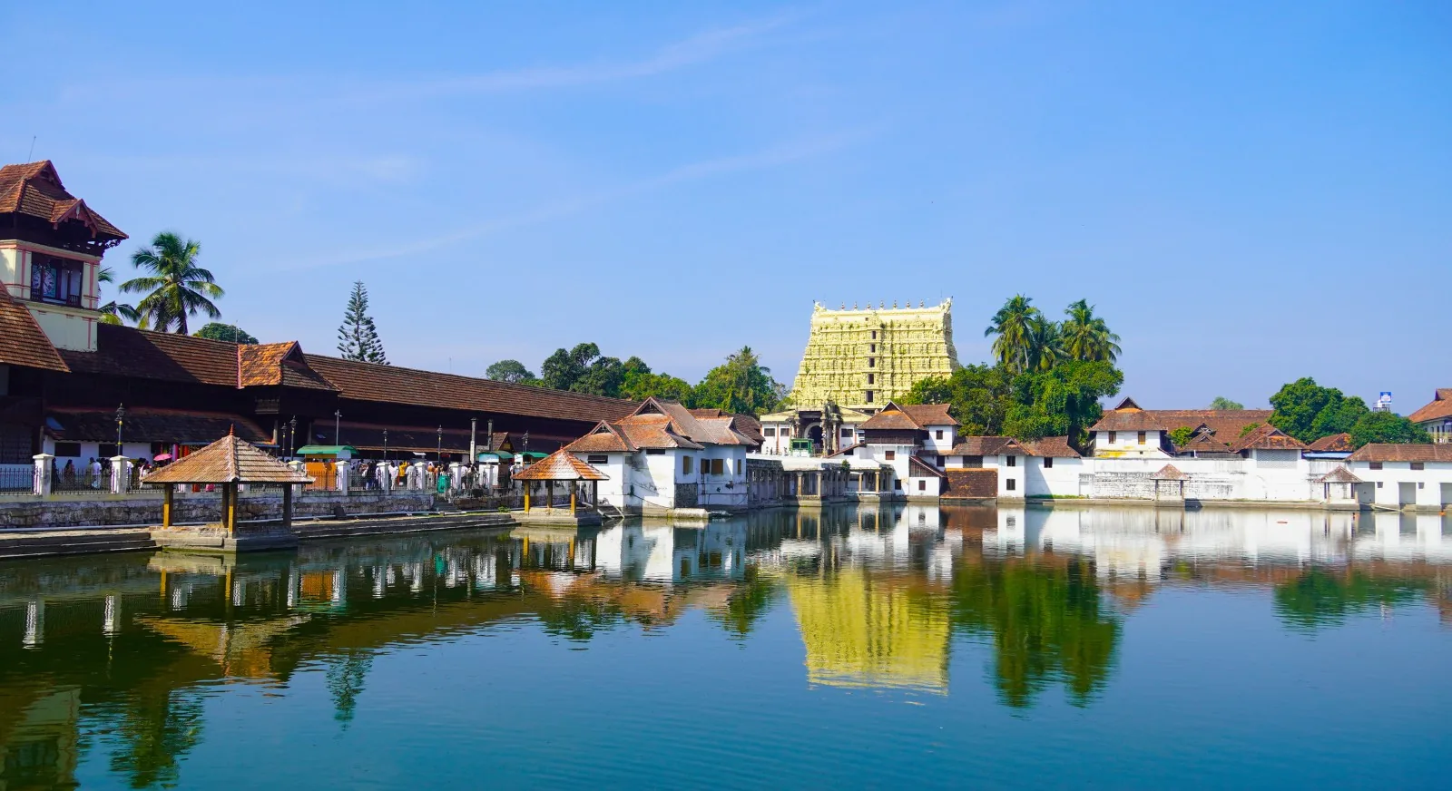 Sree-Padmanabhaswamy-Temple-Thiruvananthapuram-Kerala-IML-Travel