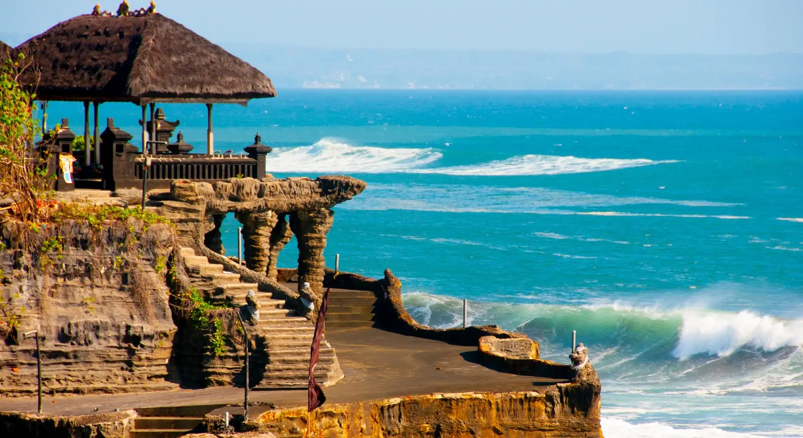 Tanah-Lot-Bali-IML-Trave