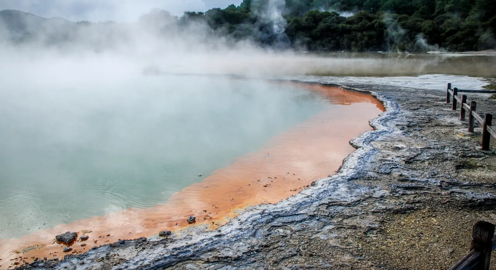 Waiotapu-Thermal-Wonderland-IML-Travel