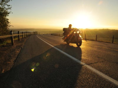 10-Best-Motorcycle-Trips-You-Need-to-Take-Right-Now-800X600-IML-www.Imltravel (1)