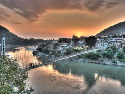the-unconvential-guide-to-yoga-in-rishikesh-800x600-iml-travels-www.imltravel.com (4)