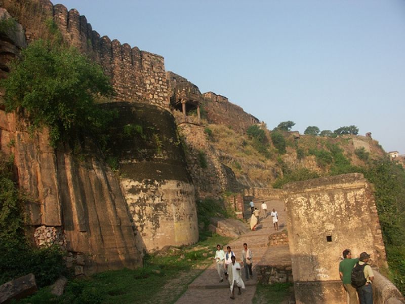 khandar-fort-sawai-madhopur-IML-Travel