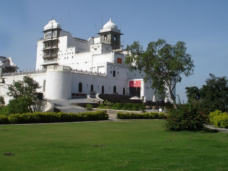 monsoon-palace-udaipur-IML-Travel