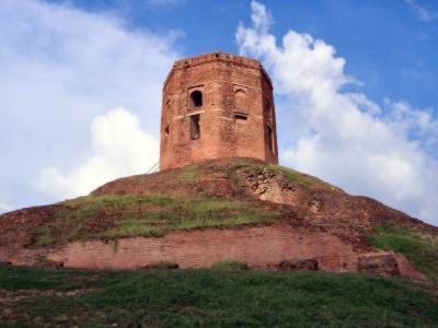 Chaukhandi-Stupa-Sarnath-IML-Travel