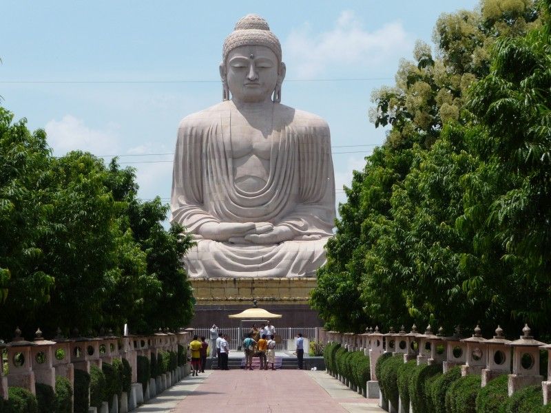 Bodh Gaya Tourism Buddhist Pilgrimage Thai Monastery Statue