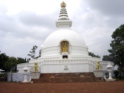 Vishwa-Shanti-Stupa-Rajgir-IML-Travel 800x600