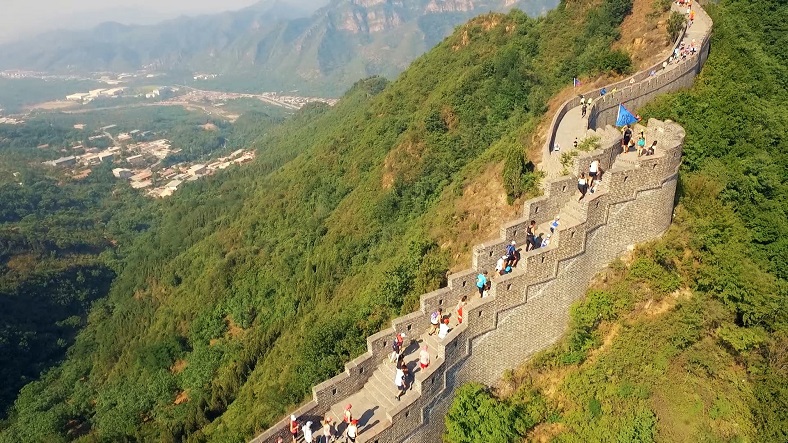 guide-on-great-wall-of-china